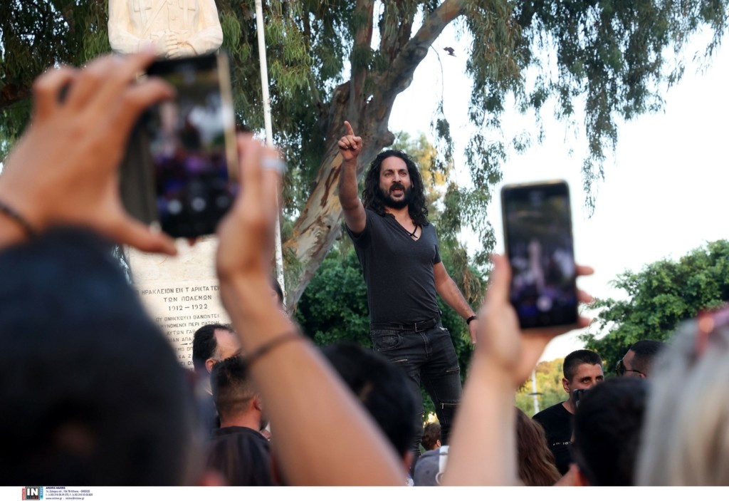 Απασφάλισε ο Μητροπολίτης Χρυσόστομος κατά των ανεμβολίαστων – “Ο Θεός να μας απαλλάξει από τους παλαβούς”