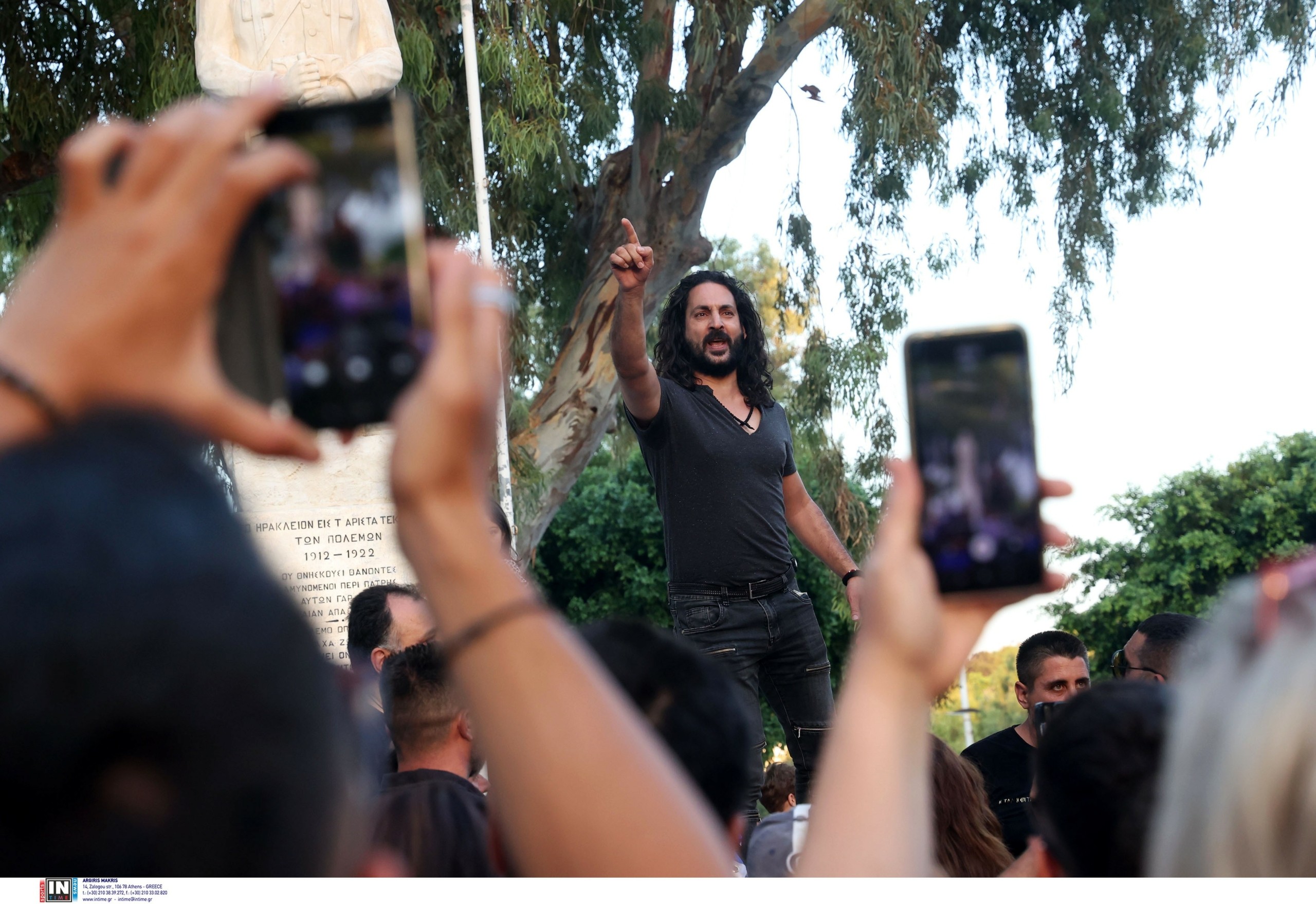 Απασφάλισε ο Μητροπολίτης Χρυσόστομος κατά των ανεμβολίαστων – “Ο Θεός να μας απαλλάξει από τους παλαβούς”