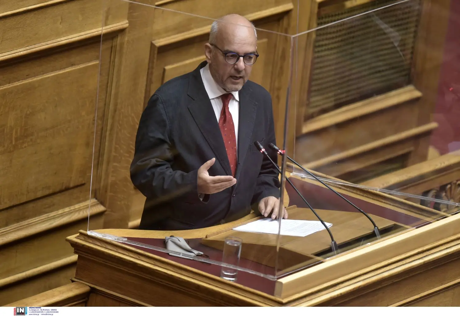 “Ντου” του Ρουβίκωνα στο σπίτι του Μπάμπη Παπαδημητρίου