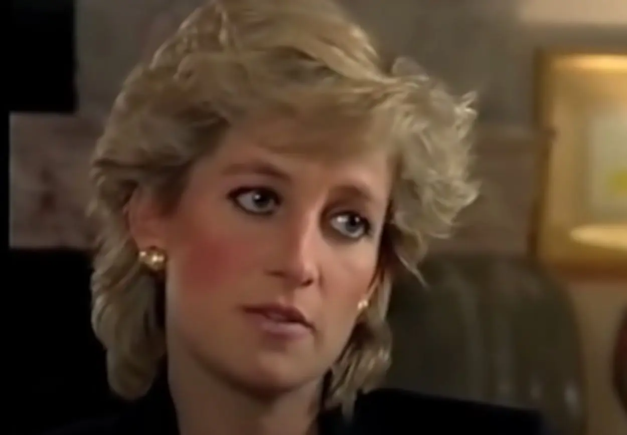 24 χρόνια χωρίς την Πριγκίπισσα Νταϊάνα – Το φρικτό τροχαίο με τη Mercedes και οι θεωρίες συνωμοσίας (pics&vid)