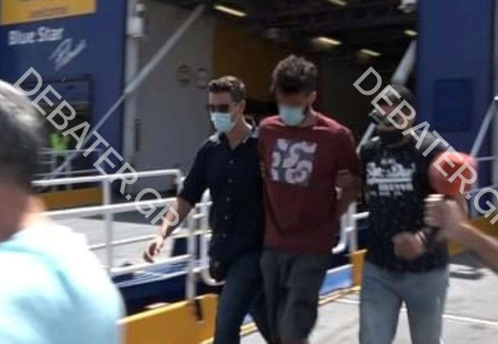 Έφτασε στον Πειραιά ο δράστης της δολοφονίας στη Φολέγανδρο (pics)
