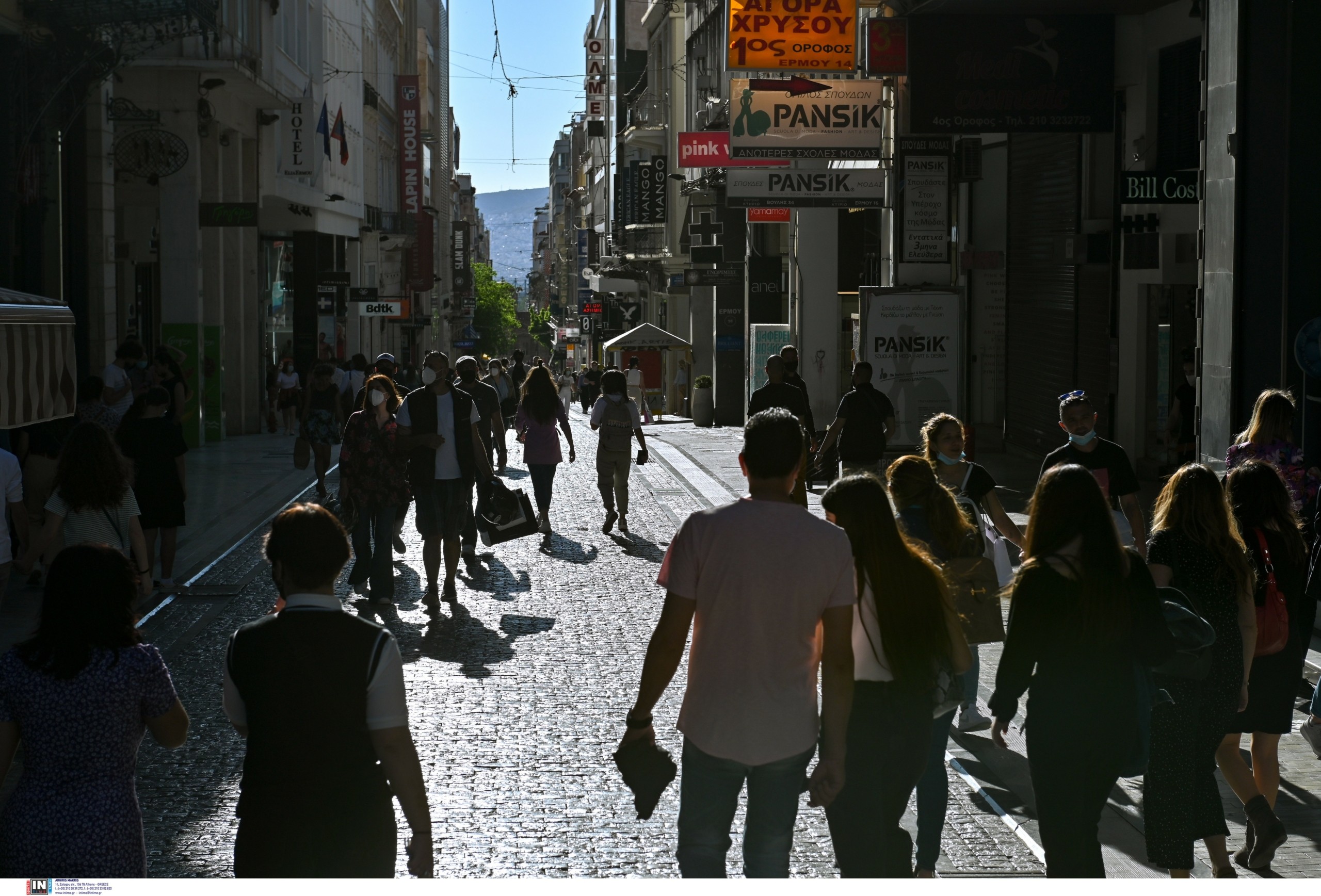 Ώρα για shopping! – Ξεκινούν τη Δευτέρα 5 Ιουλίου οι θερινές εκπτώσεις