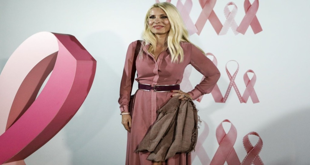 Επιτήδειοι στήνουν απάτες στο όνομα της Μενεγάκη – Τι πρέπει να προσέξετε