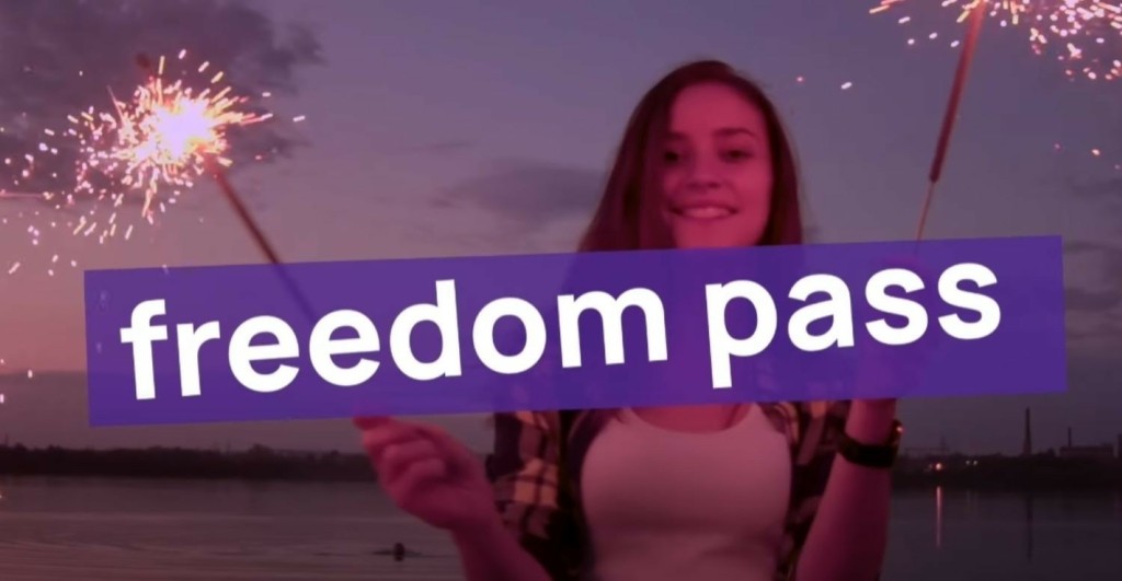 Ανοίγει η πλατφόρμα του Freedom Pass – Πως θα παραλάβετε την κάρτα των 150 ευρώ