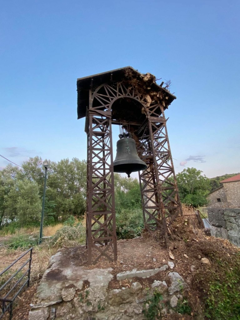 Βρέθηκε μετά από 54 χρόνια η ιστορική καμπάνα της βασίλισσας Όλγας στο Τατόι (pics)