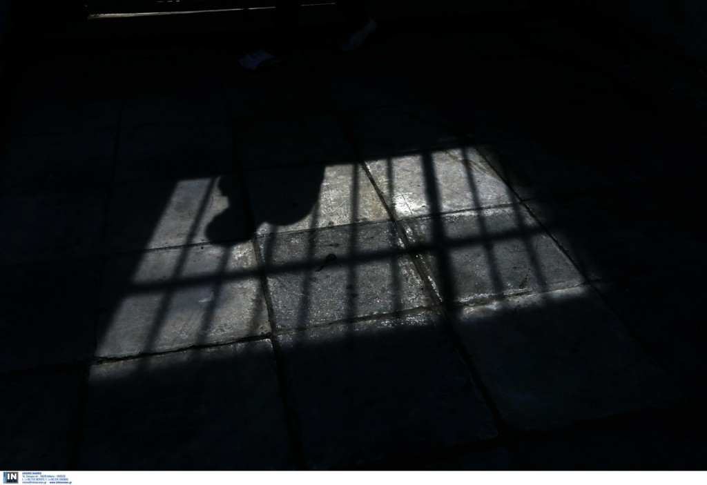 Τα κάγκελα του ιδρύματος δεν μπόρεσαν να τους σταματήσουν – 4 αδέρφια το έσκασαν για να βρουν τους γονείς τους