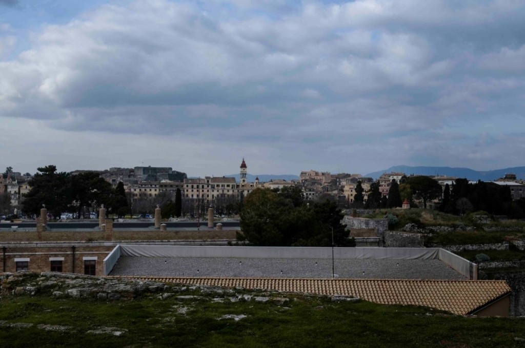 Έπεσε από ύψος 15 μέτρων και σκοτώθηκε η άτυχη γυναίκα στην Κέρκυρα