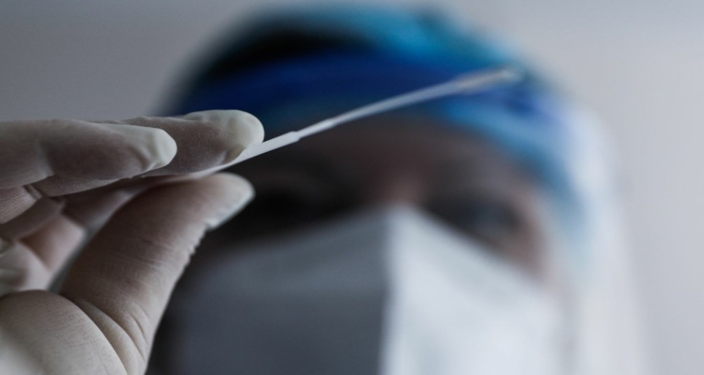 Πάνω από 1.000 τα κρούσματα στην Αττική – Αυξημένα και στη Θεσσαλονίκη