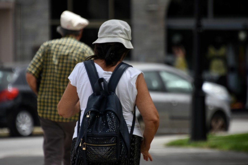 Πρωτιά ξανά για την Αττική – Πόσα κρούσματα καταγράφονται στην Κρήτη