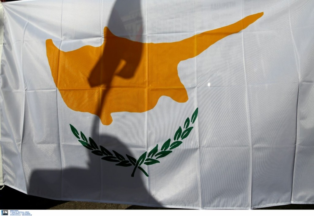 “Η κυβέρνηση Μπάιντεν υποστηρίζει την επανένωση” διαμηνύει η πρέσβης των ΗΠΑ στην Κύπρο