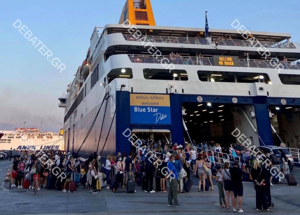 Το αδιαχώρητο στο λιμάνι του Πειραιά πριν την μεγάλη “έξοδο” – “Αυτοψία” από Πλακιωτάκη (vid)