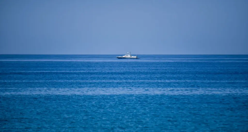 Φορτηγό πλοίο προσέκρουσε στη Σύμη χωρίς τραυματισμούς – Το πλοίο μετέφερε 487 τόνους Scrap