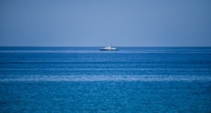 Φορτηγό πλοίο προσέκρουσε στη Σύμη χωρίς τραυματισμούς – Το πλοίο μετέφερε 487 τόνους Scrap