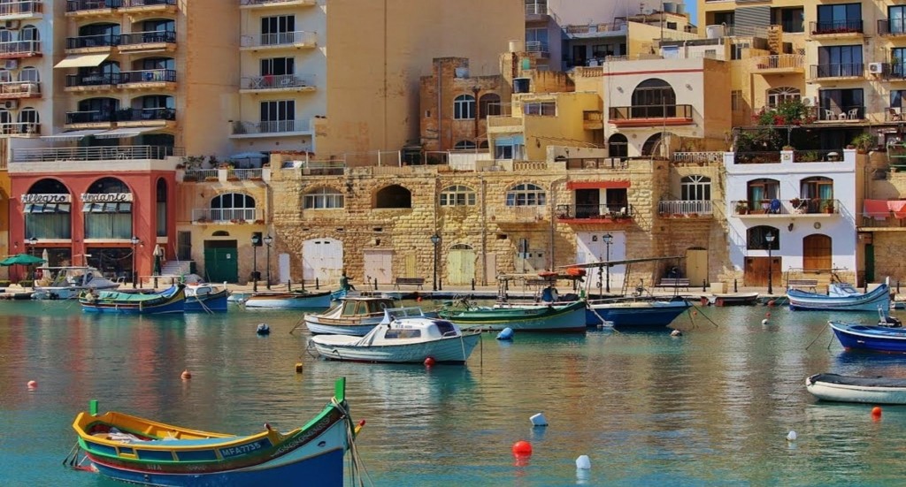 Η Μάλτα αλλάζει τα δεδομένα – Δε θα ρίχνει “άκυρο” στους ανεμβολίαστους