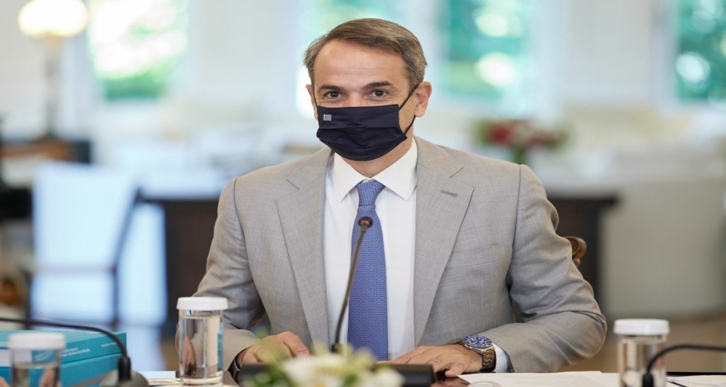 H ανάρτηση του Μητσοτάκη για τα sms που έλαβαν οι υποψήφιοι των Πανελλαδικών