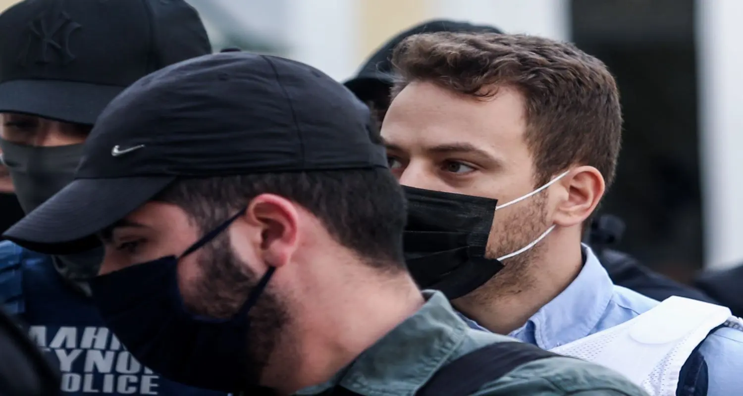 To DEBATER αποκαλύπτει όλη την απολογία της συμβούλου ψυχικής υγείας που “καίει” τον Μπάμπη Αναγνωστόπουλο