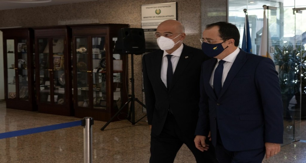 Δένδιας από Κύπρο – “Καταδικάζουμε απόλυτα τις παράνομες τουρκικές ενέργειες”