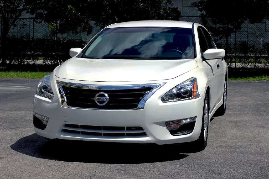 “Υπερ-εργοστάσιο” μπαταριών ετοιμάζει η Nissan στην Βρετανία