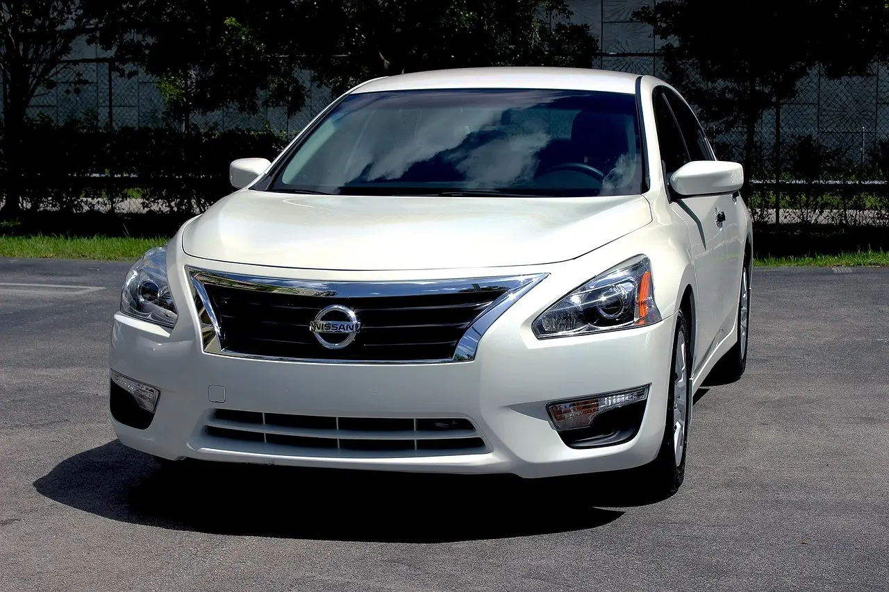 “Υπερ-εργοστάσιο” μπαταριών ετοιμάζει η Nissan στην Βρετανία