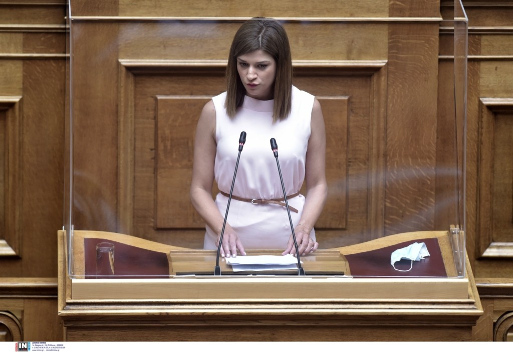 Μηνυτήρια αναφορά από τη Νοτοπούλου για τα “σαπάκια” λεωφορεία της Λειψίας