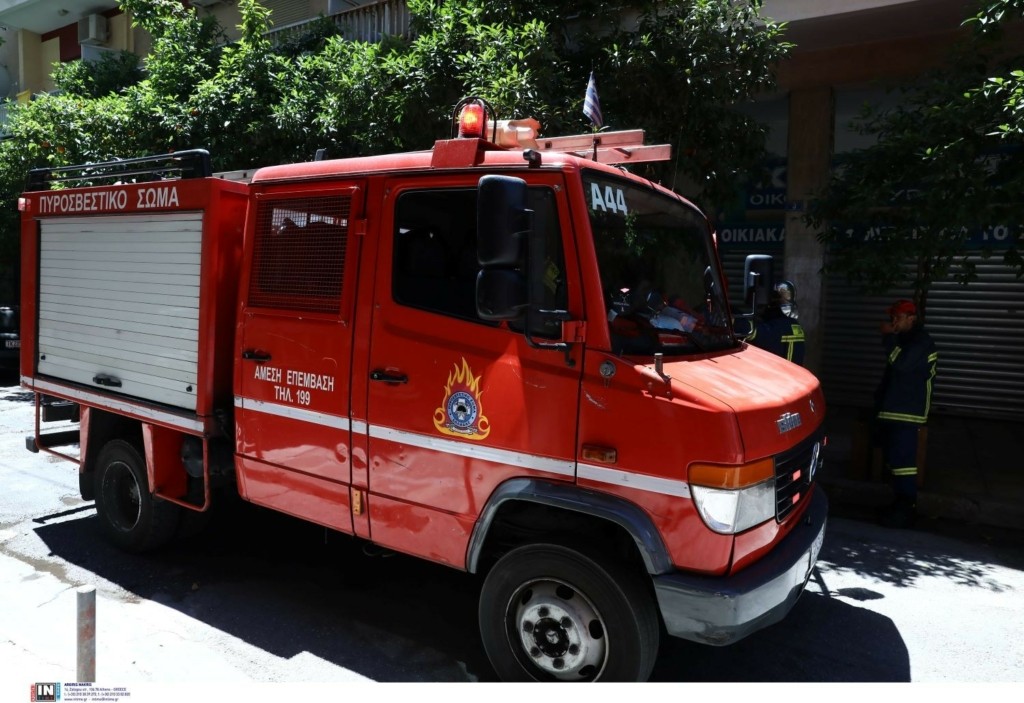 Απανθρακώθηκε αστυνομικός στα Ιωάννινα – Την τελευταία στιγμή πήδηξε από το φλεγόμενο όχημα η σύζυγός του