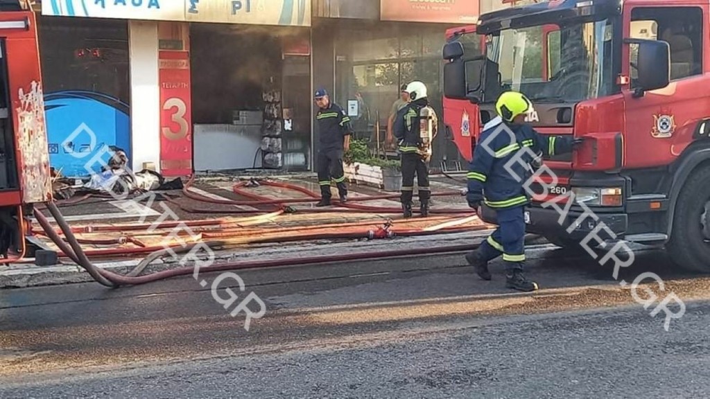 Μεγάλη φωτιά ξέσπασε σε καθαριστήριο στο Χαλάνδρι (pics)