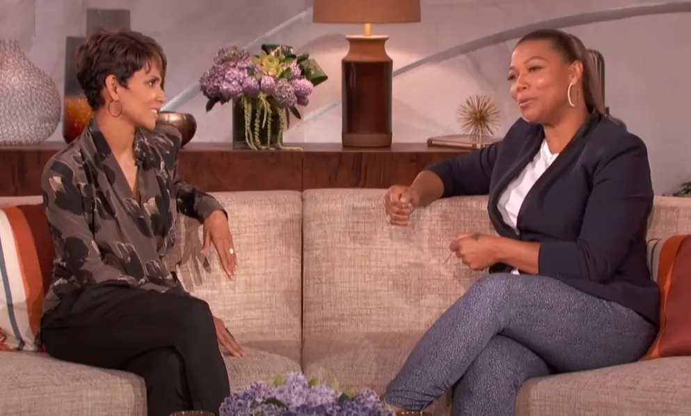 Η Χάλι Μπέρι λικνίζεται αγκαλιά με την Queen Latifah και “ρίχνουν” το Instagram