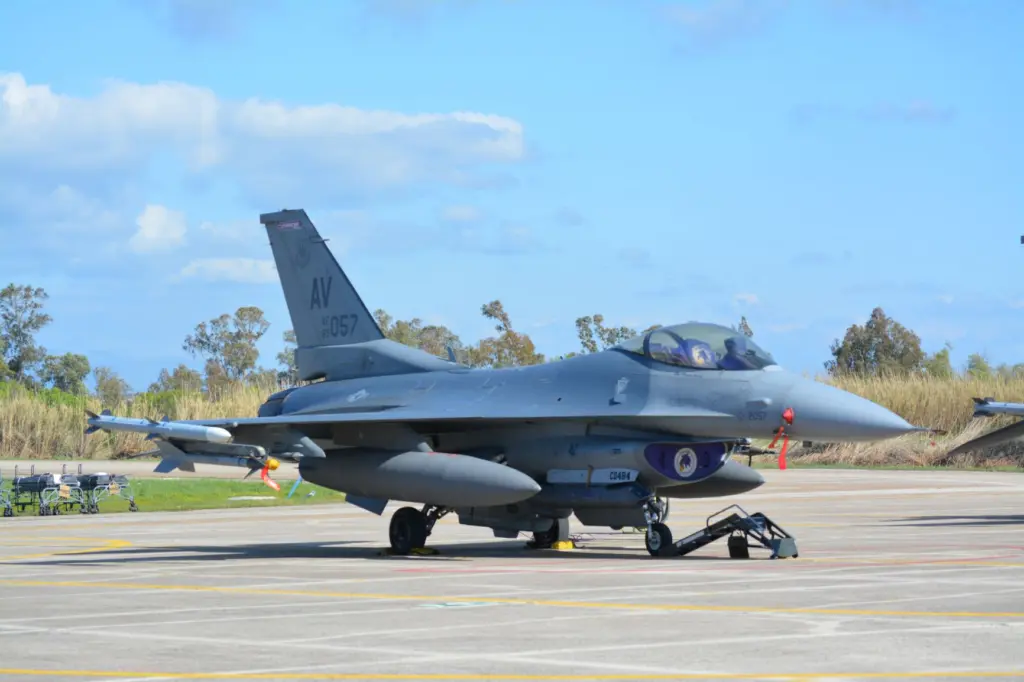 Με πρωταγωνιστές το “διαστημικό” Rafale και το Supermarine Spitfire MJ755 η φετινή Athens Flying Week