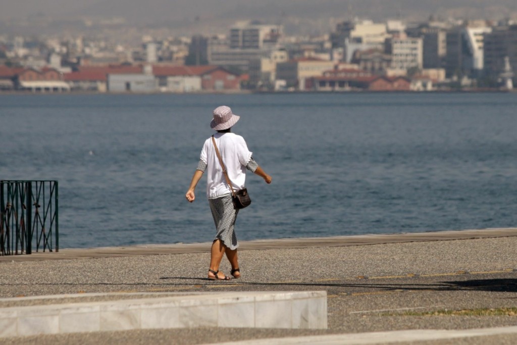 Στα ίδια επίπεδα το ιικό φορτίο στη Θεσσαλονίκη