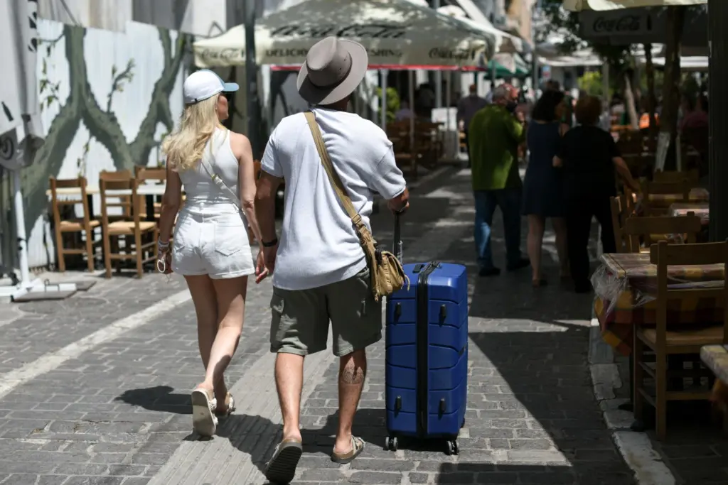 “Γόρδιος δεσμός” τα ταξίδια με πλοία – Όλα όσα πρέπει να ξέρετε πριν κλείσετε εισιτήρια για τα νησιά