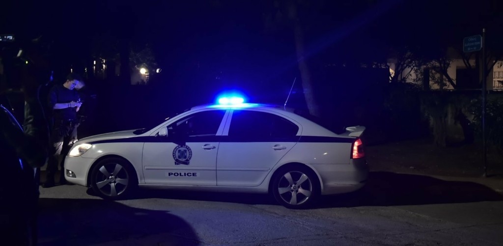 Σκηνικό από ταινία θρίλερ στη Χαλκιδική – Του έστησαν μπλόκο, τον έδειραν και πυροβόλησαν στη μέση του δρόμου