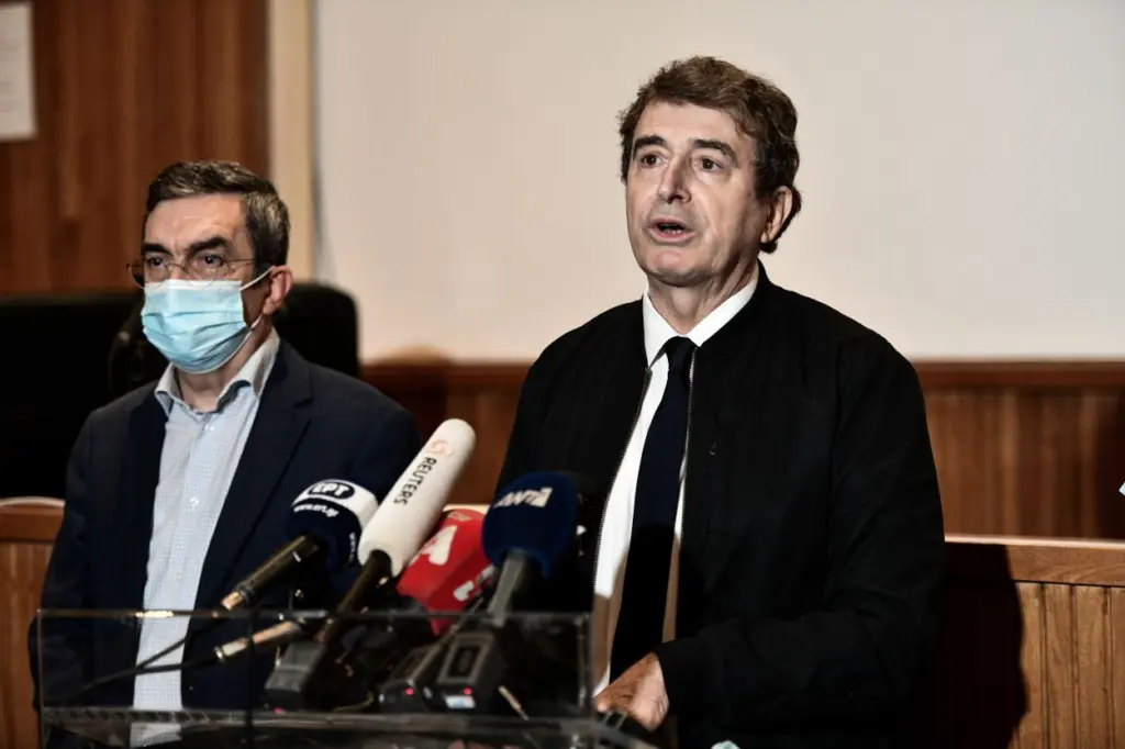 Ο Χρυσοχοΐδης αποθεώνει τις επιτυχίες της Ελληνικής Αστυνομίας