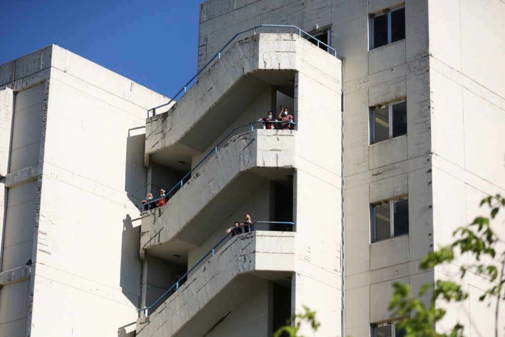 Σάλος με νοσηλεύτρια στην Πάτρα – “Έκανες το εμβόλιο για τον κορονοϊό; Θα πάθεις καρκίνο σαν τον πατέρα σου”
