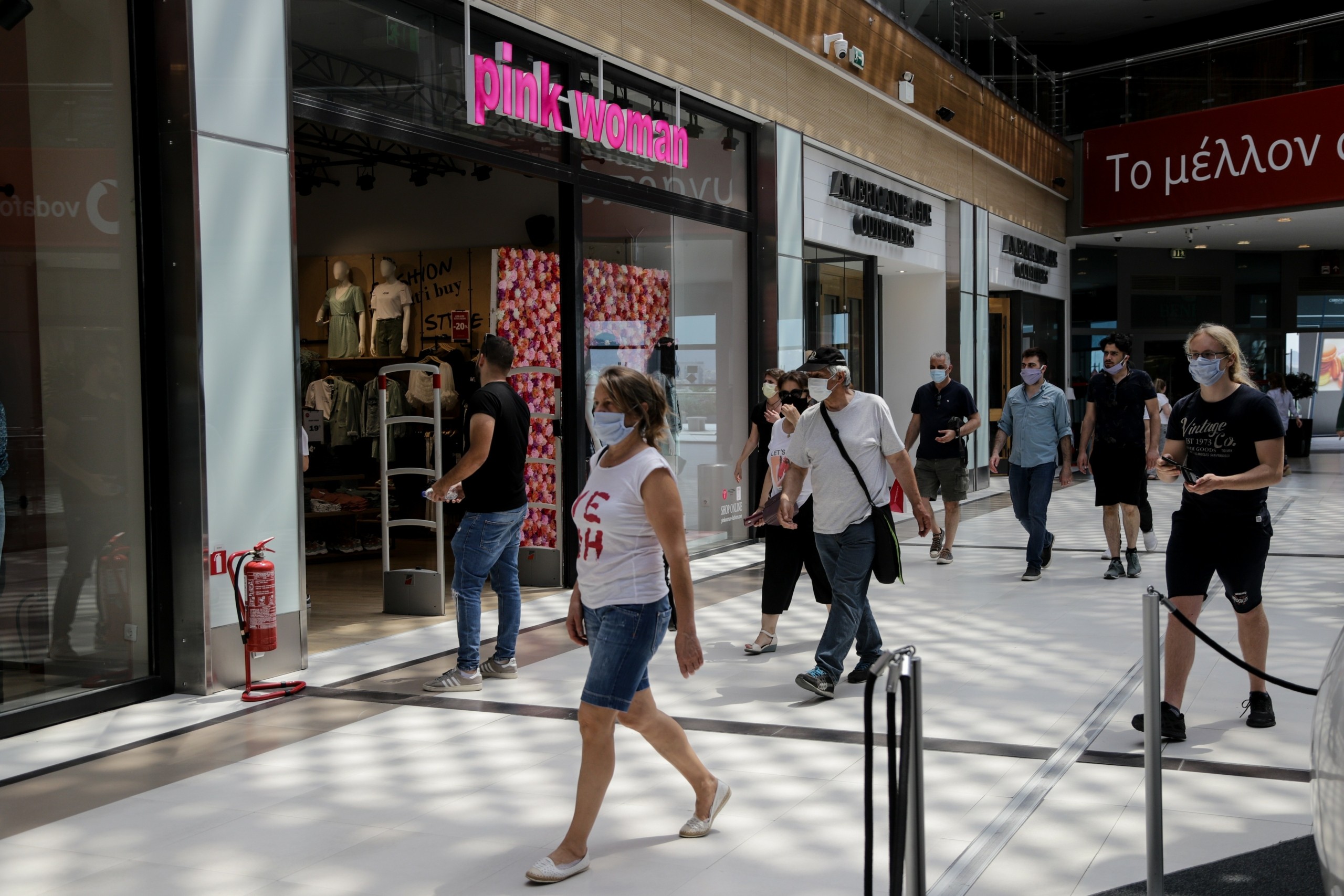 Τα μέτρα δεν τελείωσαν – Έρχονται νέοι περιορισμοί και επέκταση του υποχρεωτικού εμβολιασμού