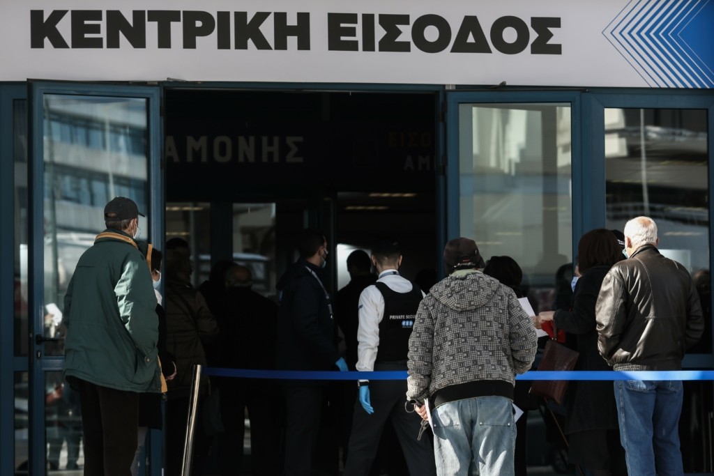 Αυτοί είναι οι Έλληνες που έχουν εμβολιαστεί – Ηλικίες και ποσοστά (pics)