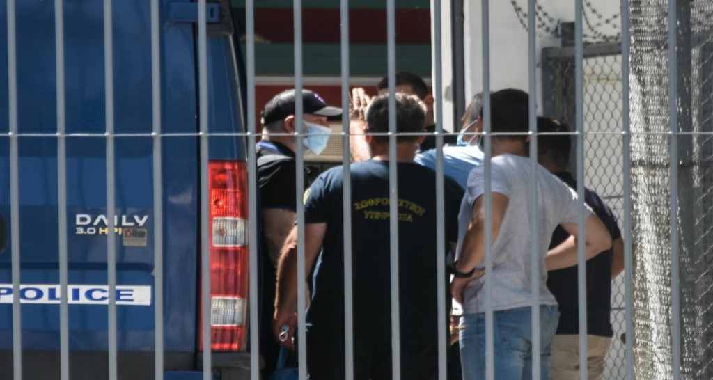 Στον ίδιο θάλαμο με τον Λιγνάδη ο Φιλιππίδης – Το αίτημα που μεταβίβασε στον διευθυντή των φυλακών
