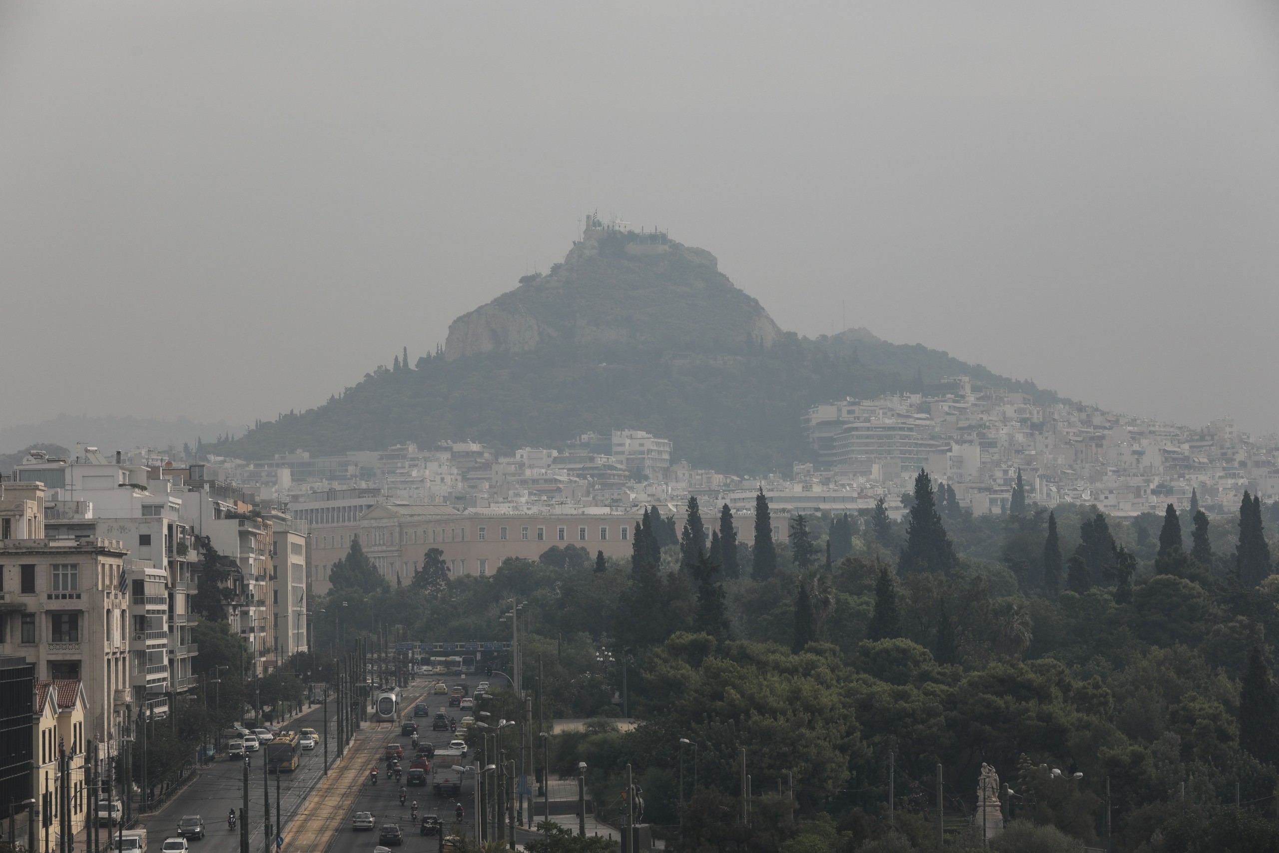Με το κάπνισμα 10 τσιγάρων ισοδυναμεί η παραμονή σε εξωτερικούς χώρους όσο μαίνονται οι φωτιές