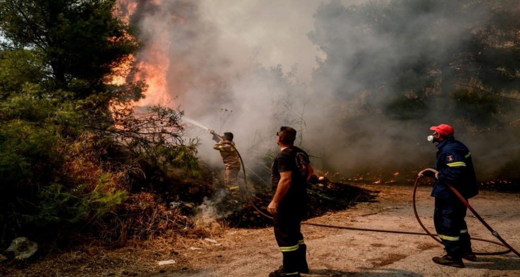 Δύσκολη μέρα η Παρασκευή – 154 πυρκαγιές σε ολόκληρη τη χώρα – 64 είναι ακόμη “ανοικτές”