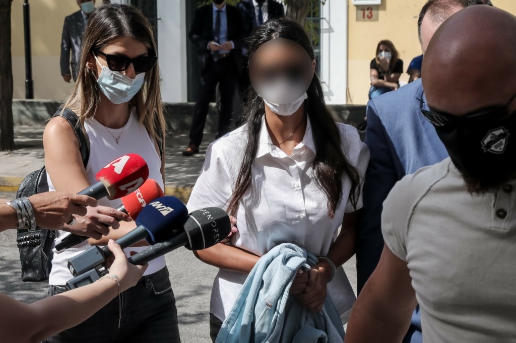 Τον πρώην σύζυγο της Αφροδίτης Μπάρμπα δείχνει ο Κούγιας – “Επηρεάζει καταστάσεις”(pics)