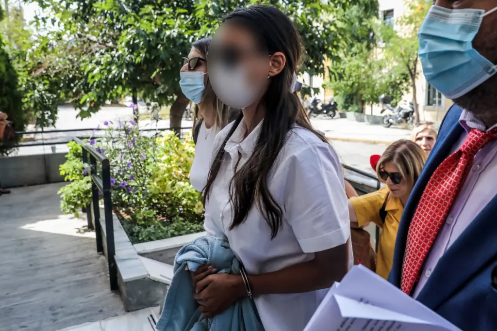 Αποφυλακίζεται το μοντέλο Αφροδίτη Μπάρμπα – Είχε συλληφθεί σε υπόθεση κοκαΐνης