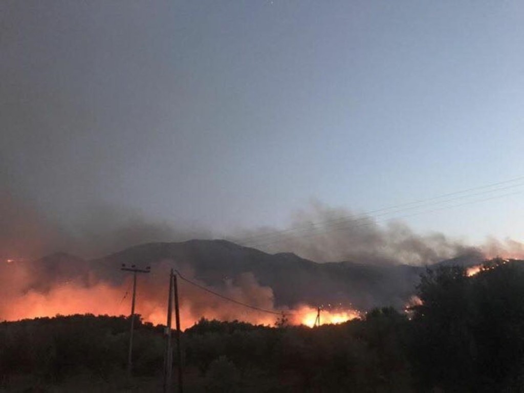 Μήνυμα από το 112 για τεράστιο κίνδυνο πυρκαγιάς σε Ρόδο και Κρήτη