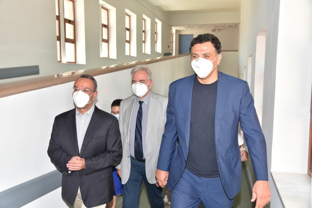 Σε συναγερμό όλο το ΕΣΥ για τις φωτιές και τον καύσωνα