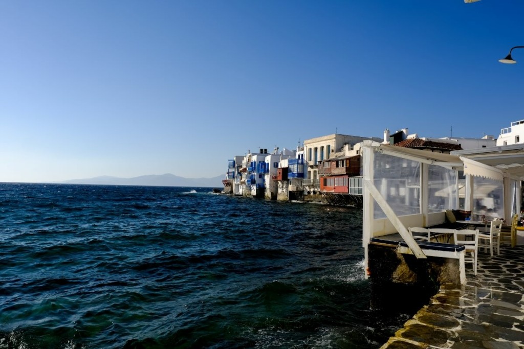 Η αδιανόητη κομπίνα στη Μύκονο – Ναρκωτικά μέσω social media και εφαρμογών για γνωριμίες