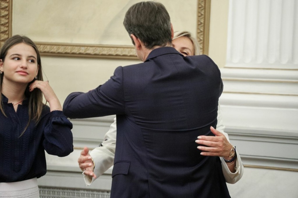 Ο Μητσοτάκης στην Αμερική, οι υπουργοί στις καρέκλες τους
