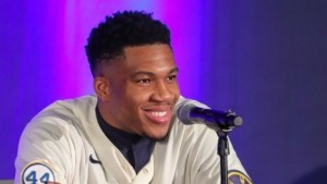 Γιάννης Αντετοκούνμπο: Έγινε μέτοχος στοιχηματικής εταιρείας