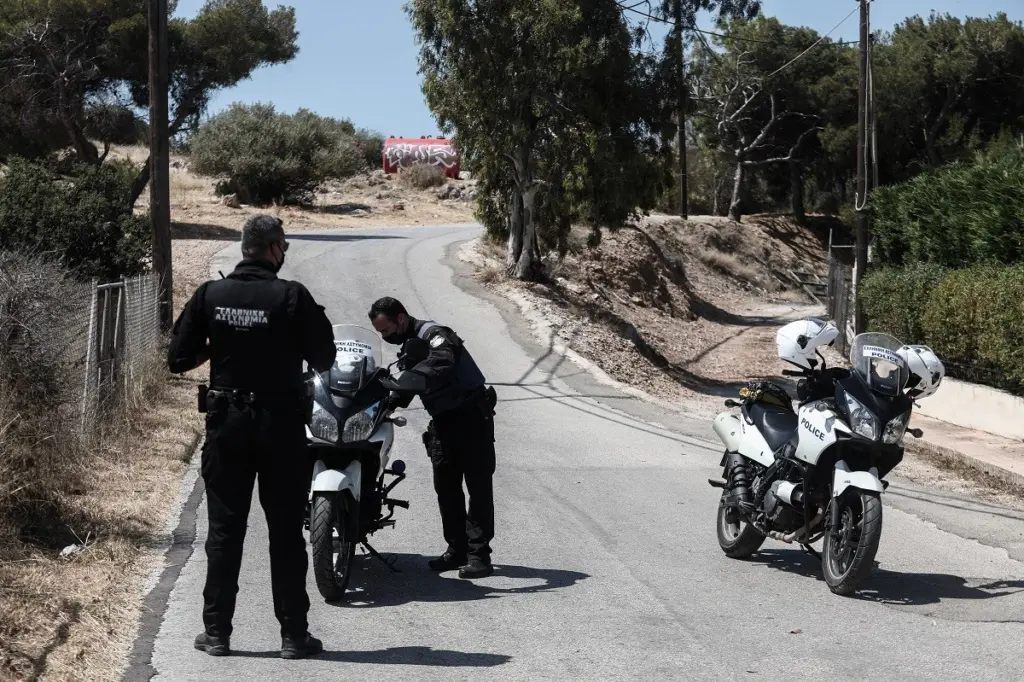 Βρήκαν μετανάστες ανάμεσα σε εμπορεύματα φορτηγού στην Αλεξανδρούπολη
