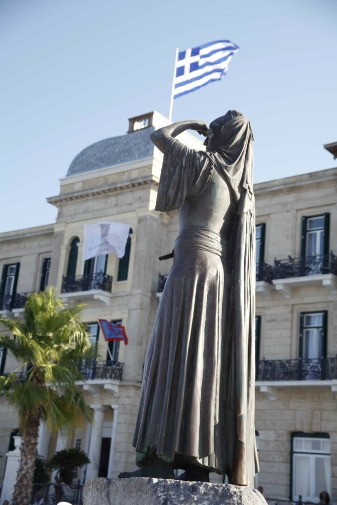 Ιστορικό αφιέρωμα στη Λασκαρίνα Μπουμπουλίνα – “Η Ελληνίδα που έγινε ο τρόμος των Τούρκων”