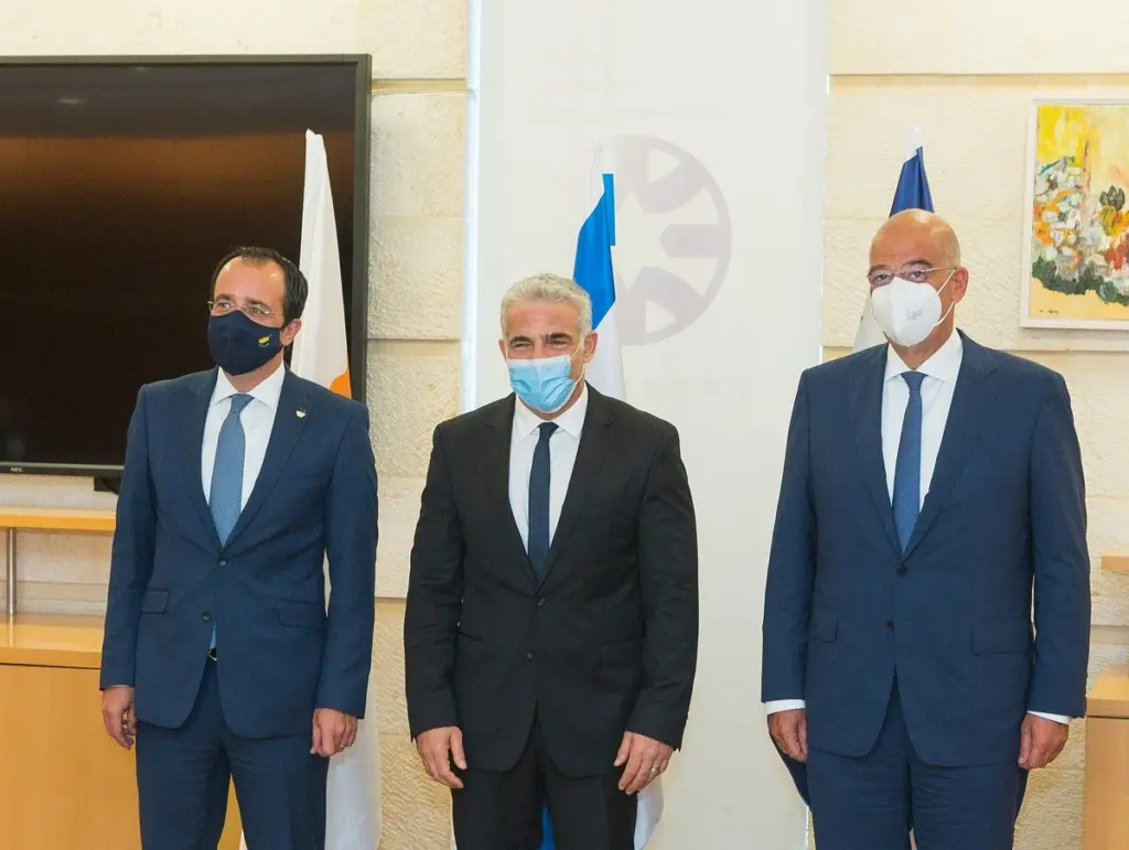 “Καρφιά” Δένδια για Τουρκία λόγω Ταλιμπάν – “Προσπαθεί να αναβιώσει παλιές αυτοκρατορίες και αντιλήψεις”
