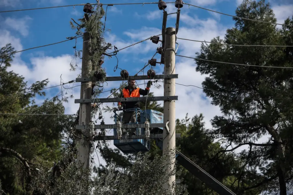 Όλη η διαδικασία για να επανέλθει το ρεύμα εάν έχει κοπεί λόγω πυρκαγιών