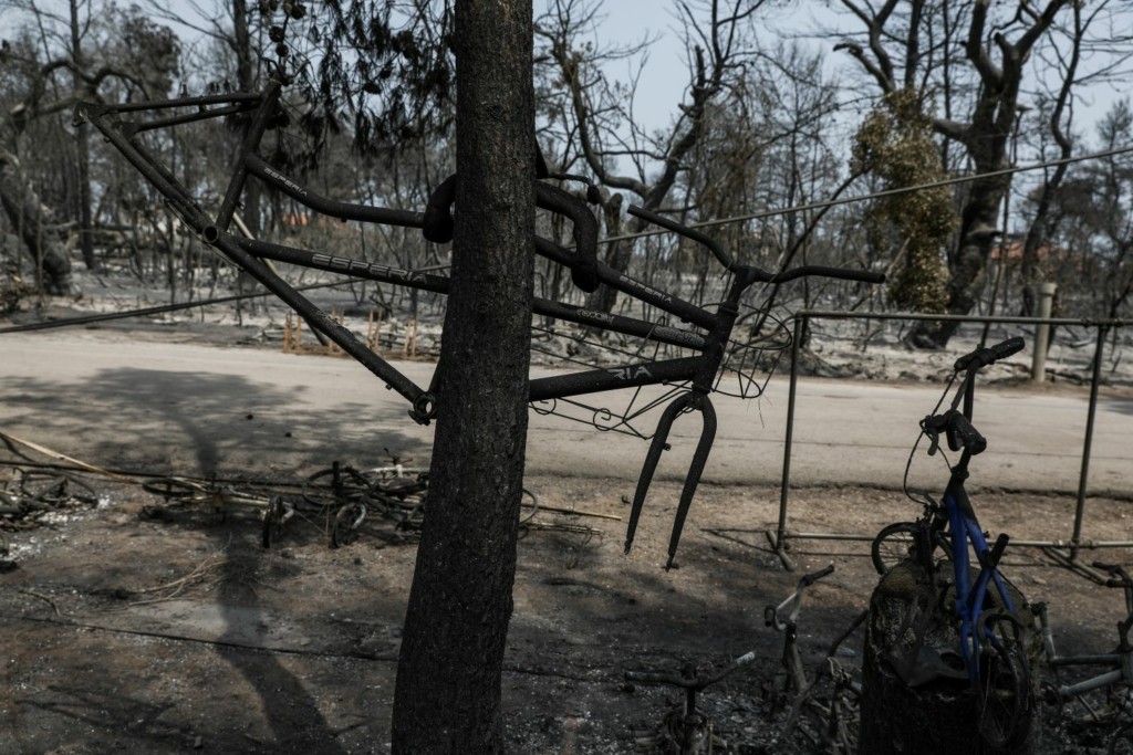Από την Τρίτη σε λειτουργία οι δυο πλατφόρμες για αποζημιώσεις και δωρεές στους πυρόπληκτους